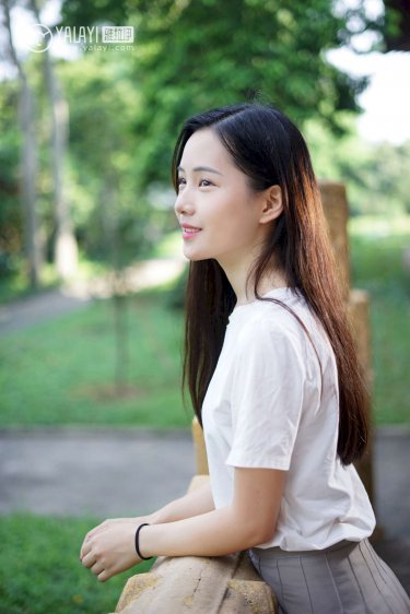 玫瑰冠冕短剧
